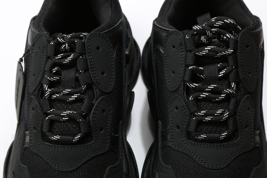 Sneakers Balenciaga - Triple S