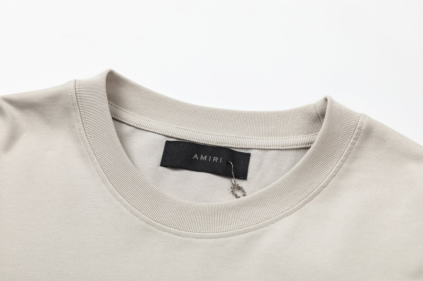 Playera Amiri
