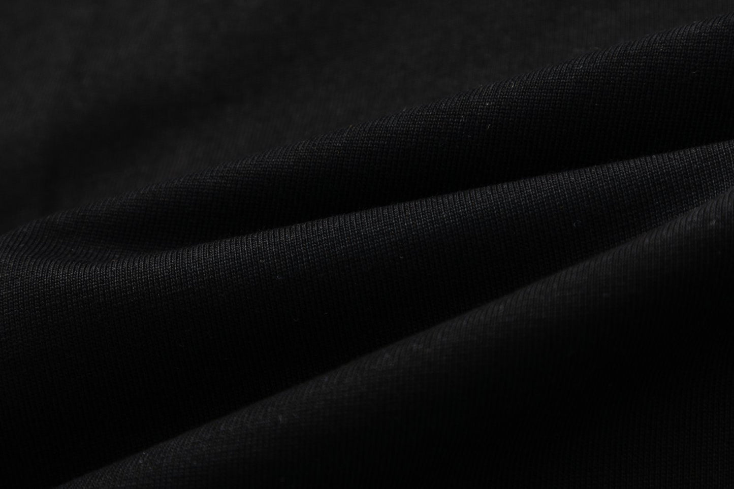 Playera Amiri