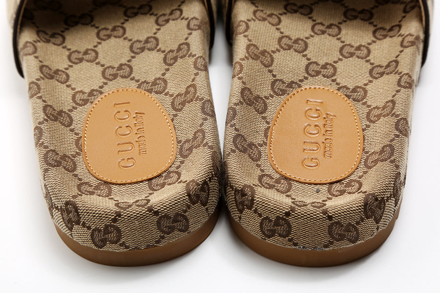 Slides Gucci