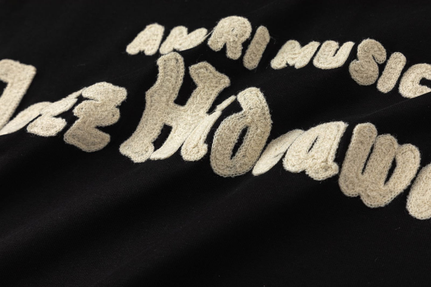 Playera Amiri