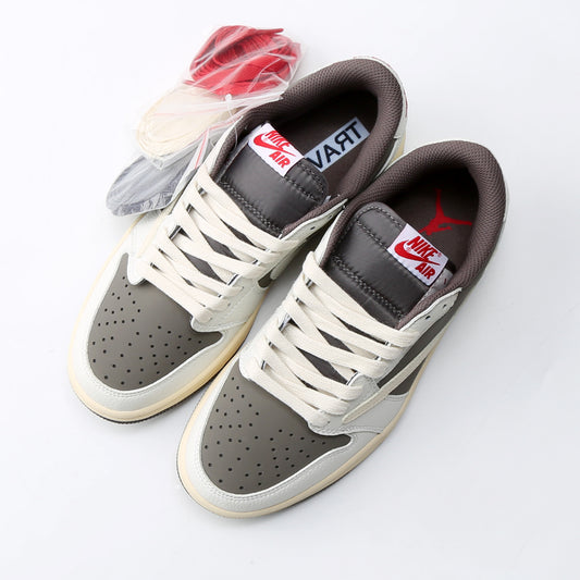 Sneakers Nike x Travis Scott - Reverse Mocha