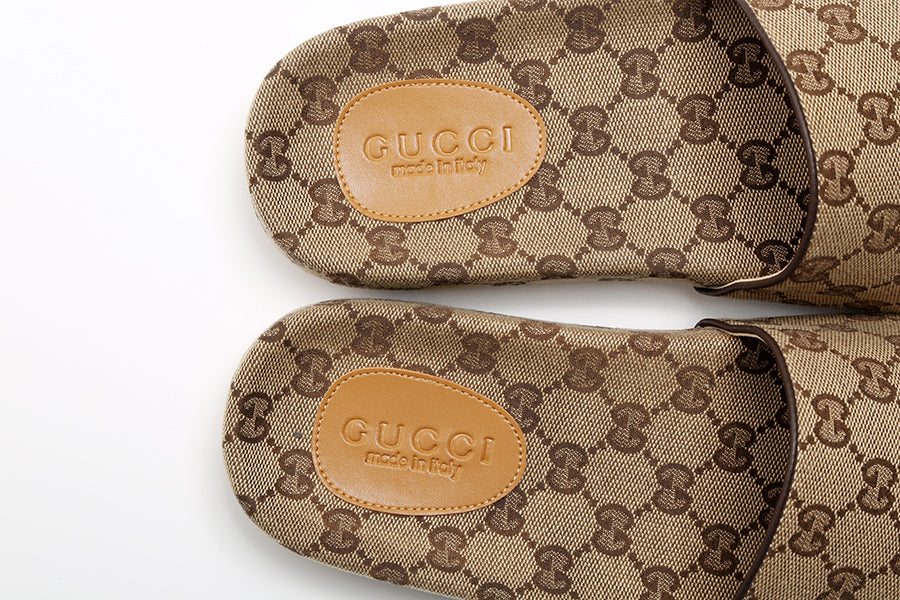 Slides Gucci