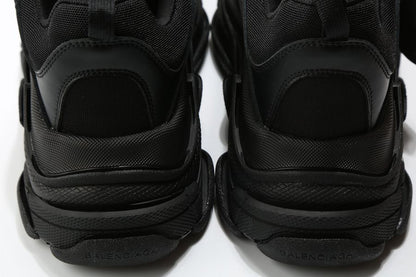 Sneakers Balenciaga - Triple S