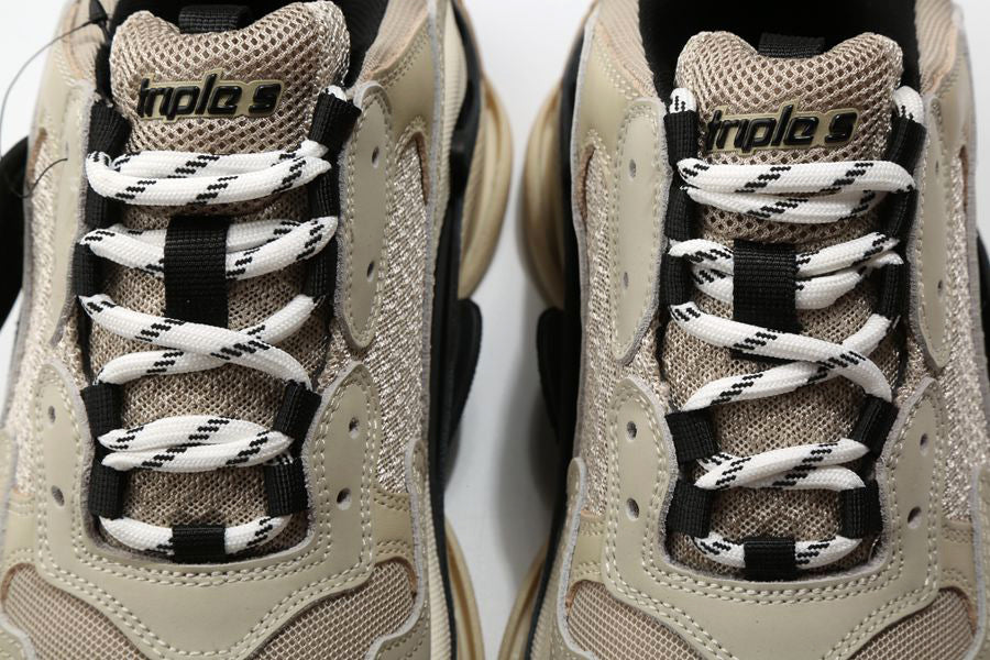 Sneakers Balenciaga - Triple S