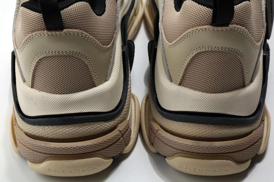 Sneakers Balenciaga - Triple S