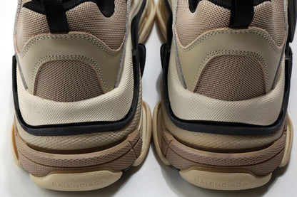 Sneakers Balenciaga - Triple S