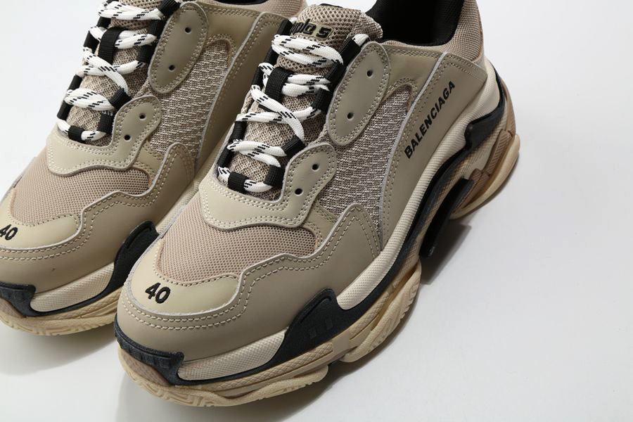 Sneakers Balenciaga - Triple S